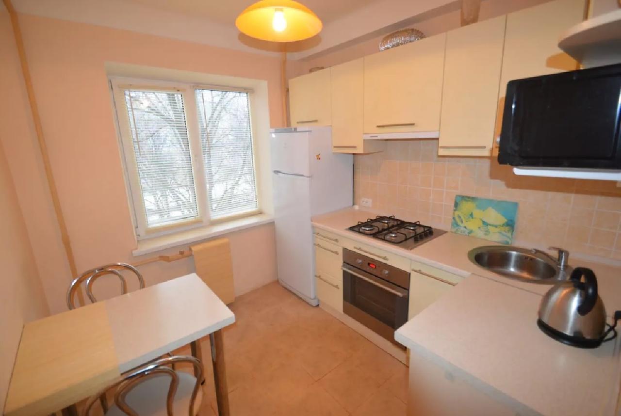 Guest House Otradny For 3 Rooms Kyiv Exterior photo