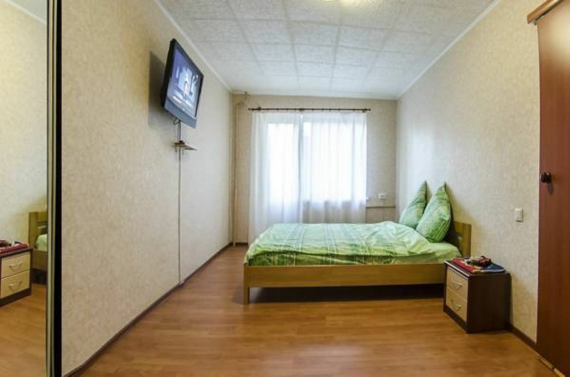Guest House Otradny For 3 Rooms Kyiv Exterior photo