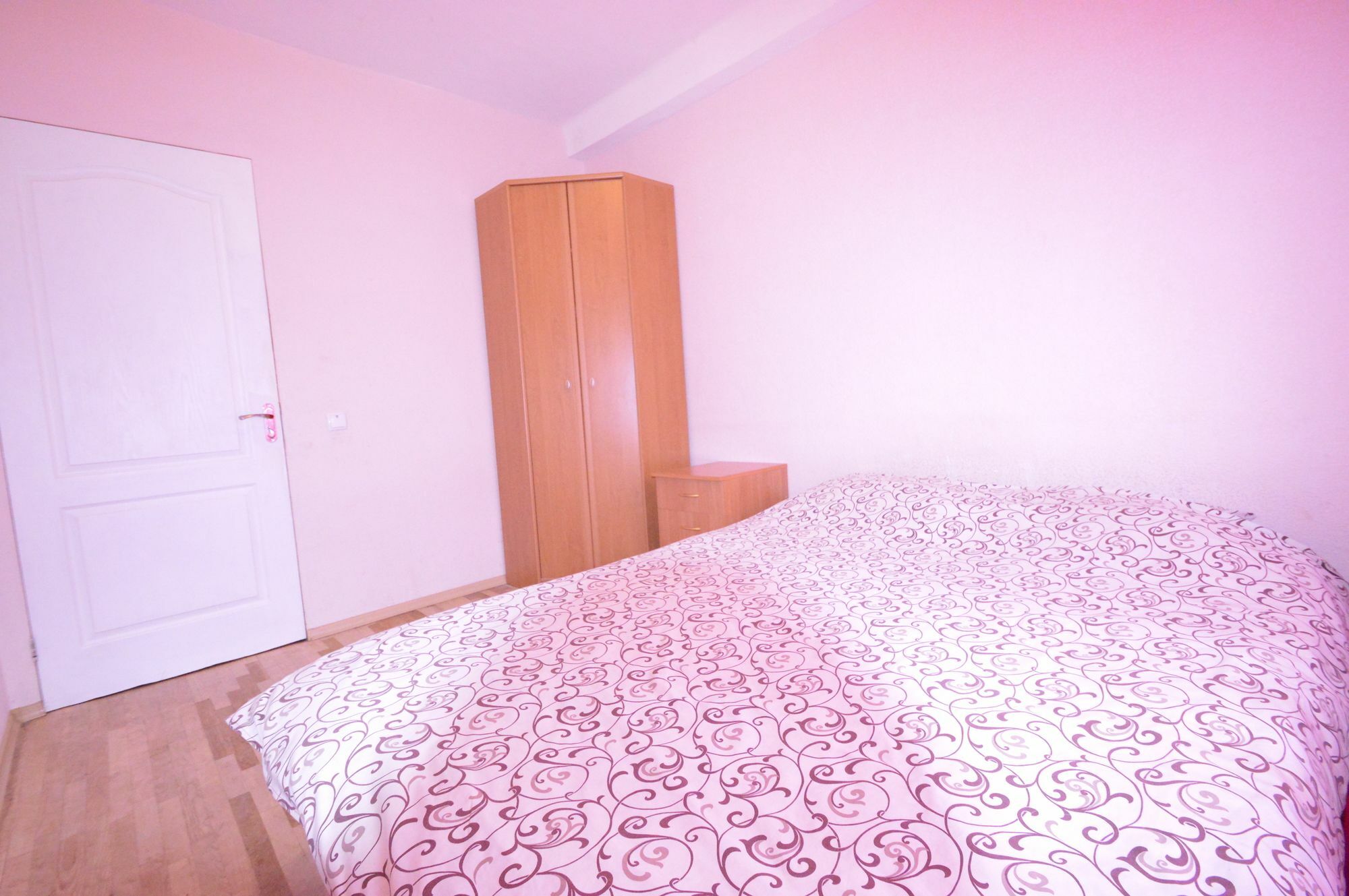 Guest House Otradny For 3 Rooms Kyiv Exterior photo